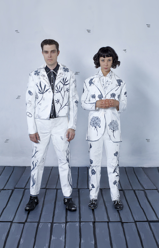 Paper-Thin Hotel _ Burrito Brothers DOSSHAUS 1